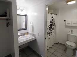 McKinley Edwards Inn