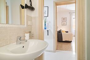 San Giovanni in Monte Apartment