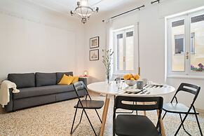 San Giovanni in Monte Apartment