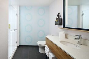 Tru by Hilton Atlanta Northlake Parkway, GA