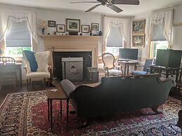 The Anderson Cottage Bed & Breakfast