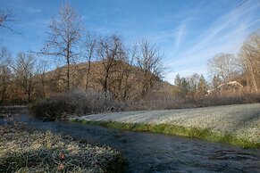 The Anderson Cottage Bed & Breakfast