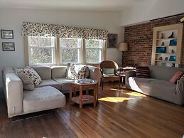 The Anderson Cottage Bed & Breakfast