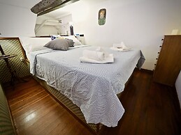 Caratteristica Dimora Degli Incrociati