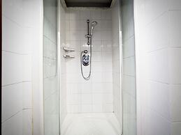 Caratteristica Dimora Degli Incrociati