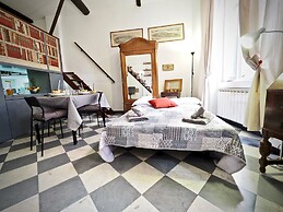 Caratteristica Dimora Degli Incrociati