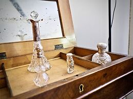 Caratteristica Dimora Degli Incrociati