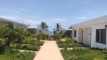 Playa Esperanza Resort