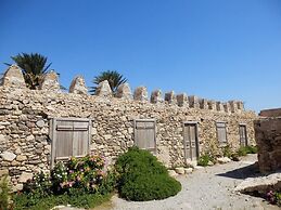 New Aurora Apts Studios