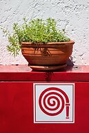 New Aurora Apts Studios