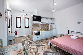 New Aurora Apts Studios