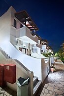 New Aurora Apts Studios