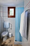 New Aurora Apts Studios