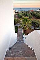 New Aurora Apts Studios