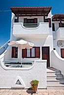 New Aurora Apts Studios