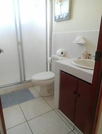 Entire House Spacious and Elegant