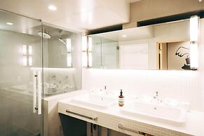 MINKA Riverside Villas