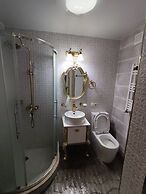 Silver 34 Boutique Hotel