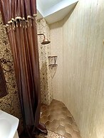 Silver 34 Boutique Hotel