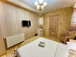 Silver 34 Boutique Hotel