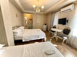 Silver 34 Boutique Hotel