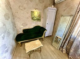 Silver 34 Boutique Hotel