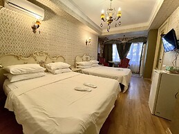 Silver 34 Boutique Hotel