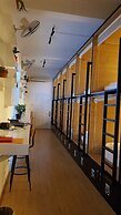 White House Hostel