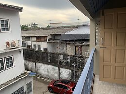 Achcha - MRT Itsaraphap Station