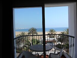 Spacious Apartment with amazing sea views T24316