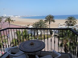 Spacious Apartment with amazing sea views T24316