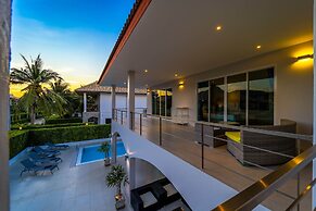 Modern 4 Bedrooms Pool Villa - VY
