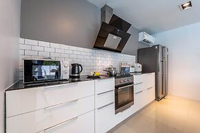 Modern 4 Bedrooms Pool Villa - VY
