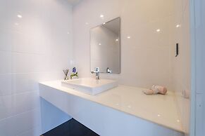Modern 4 Bedrooms Pool Villa - VY