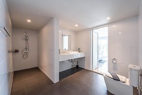 Modern 4 Bedrooms Pool Villa - VY
