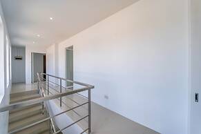 Modern 4 Bedrooms Pool Villa - VY