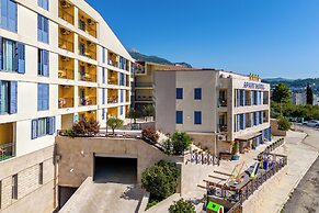 Apart Hotel MS Katunjanin