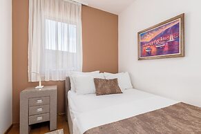 Apart hotel Katunjanin