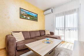 Apart Hotel MS Katunjanin