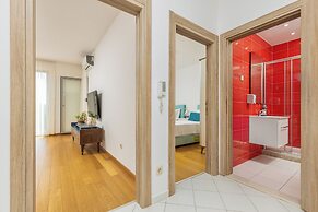Apart Hotel MS Katunjanin