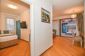 Apart Hotel MS Katunjanin