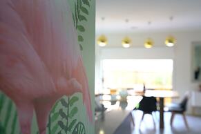 Luxury 9 BRM House in Melbourne