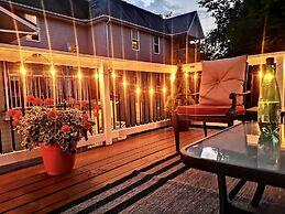 Charlotte's Rose Inn