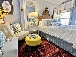 Charlotte's Rose Inn