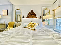 Charlotte's Rose Inn