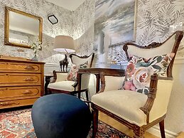 Charlotte's Rose Inn