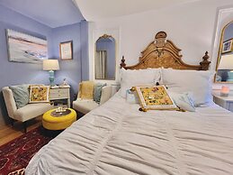 Charlotte's Rose Inn