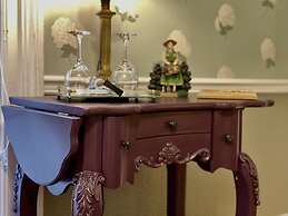 Charlotte's Rose Inn