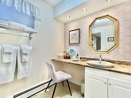 Charlotte's Rose Inn