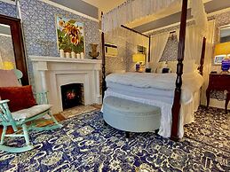 Charlotte's Rose Inn